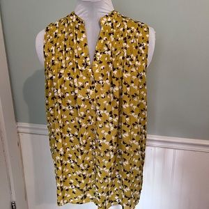 Sunday In Brooklyn Sleeveless Floral Button Down Blouse